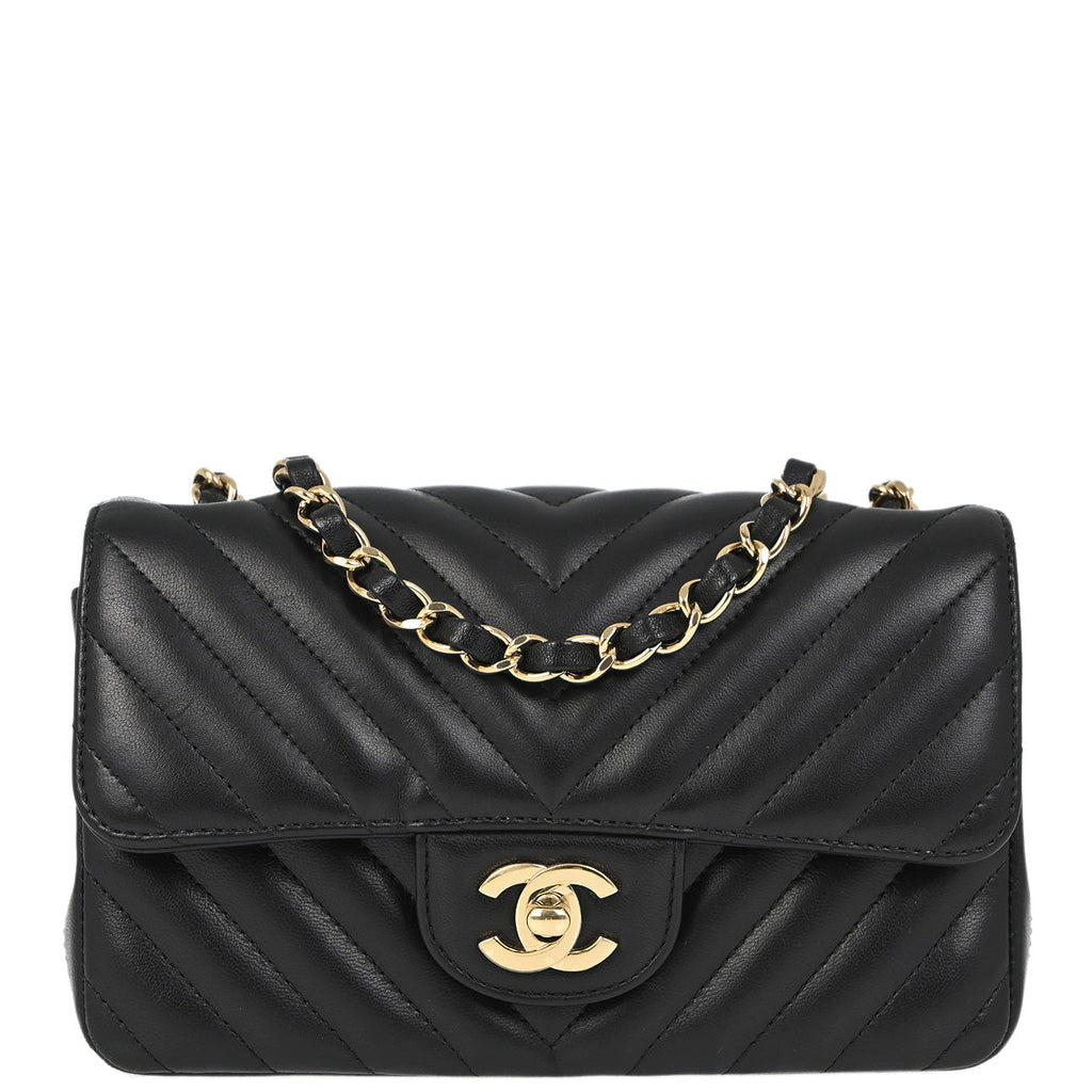 Chanel 2018-2019 Black Lambskin Chevron Classic Single Flap Shoulder Bag