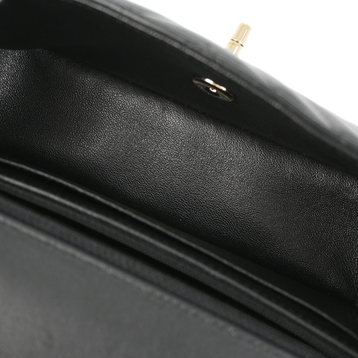 Chanel 2018-2019 Black Lambskin Chevron Classic Single Flap Shoulder Bag