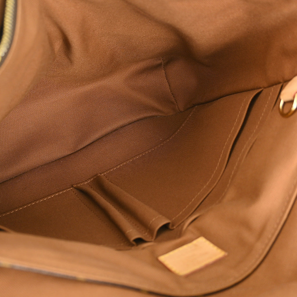Louis Vuitton 2011 Monogram Beaubourg MM Messenger Bag M97038