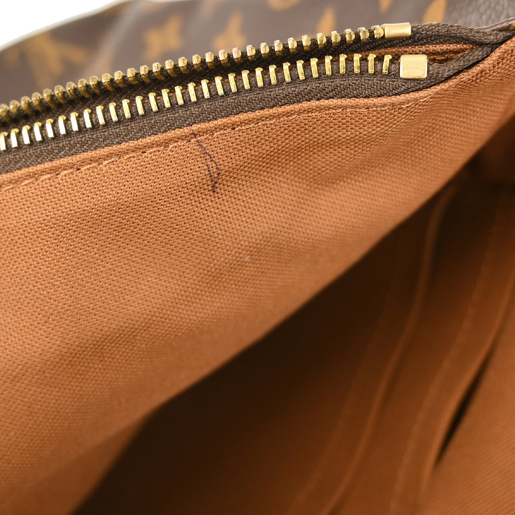 Louis Vuitton 2011 Monogram Beaubourg MM Messenger Bag M97038