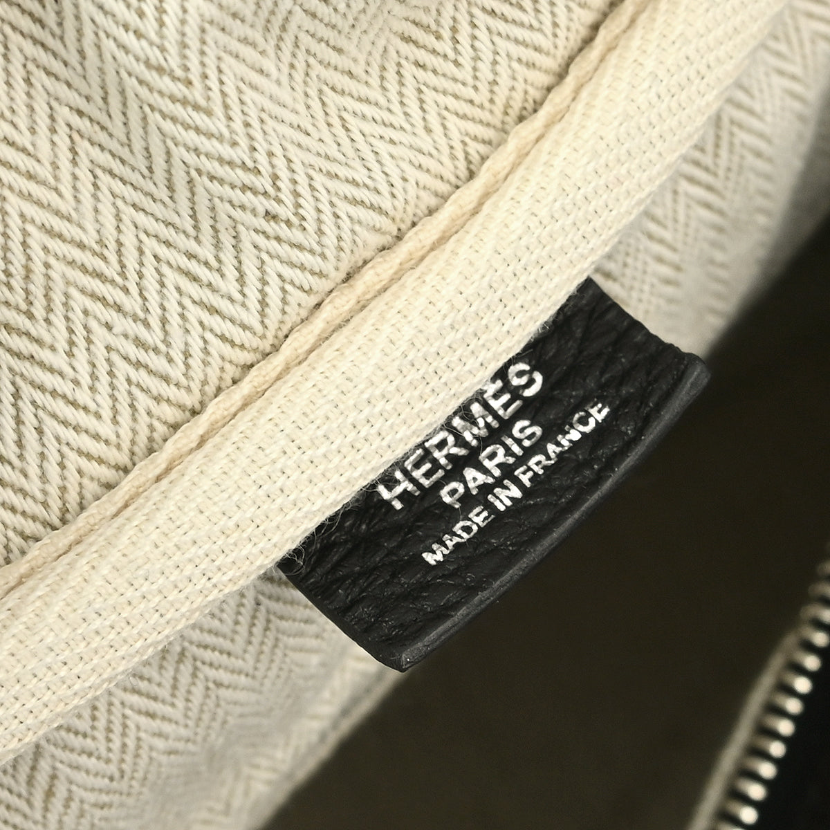 Hermes 2015 Black Taurillon Clemence Victoria 35 Handbag