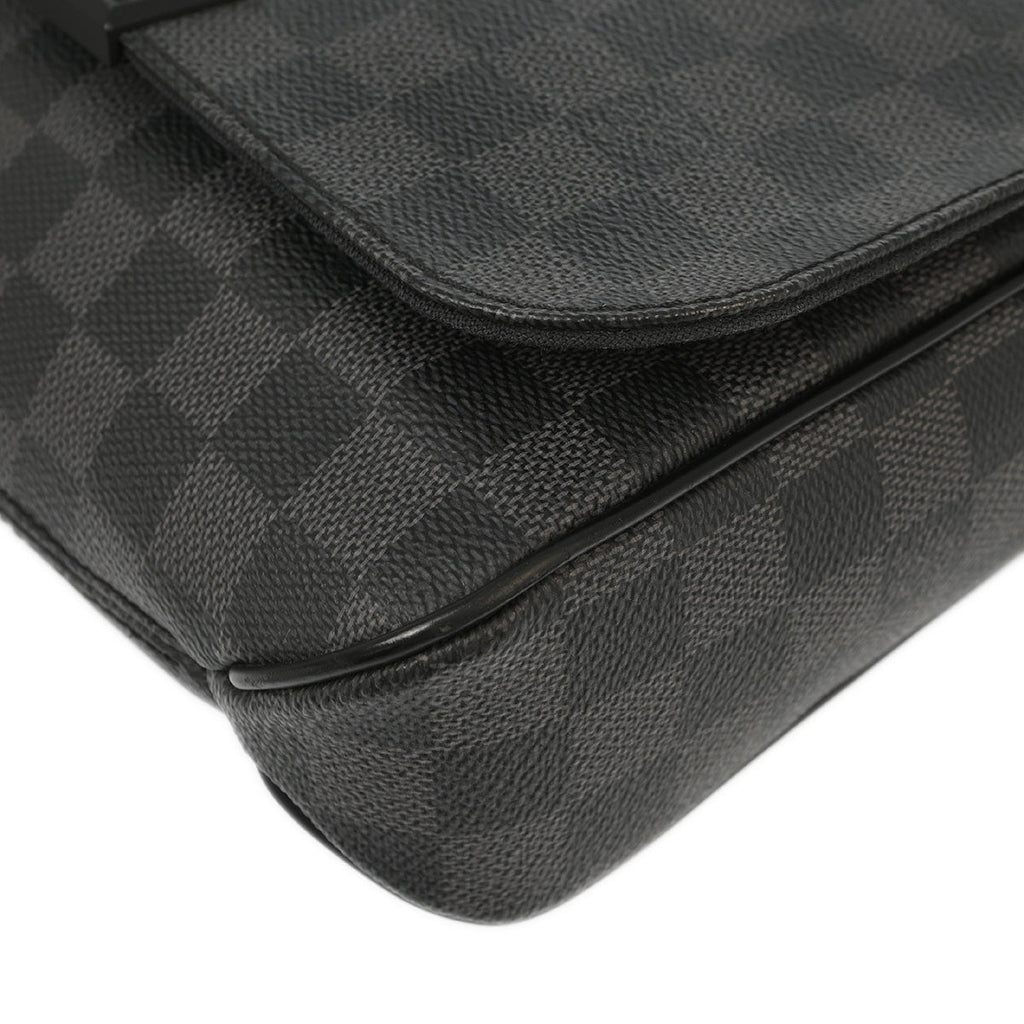 Louis Vuitton 2013 Damier Graphite District PM Shoulder Bag N41260