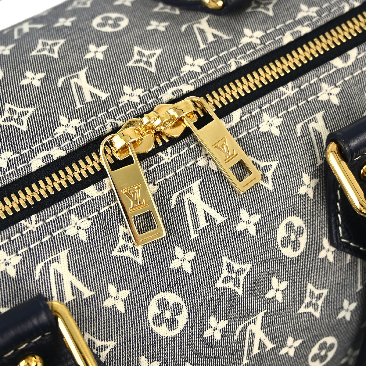 Louis Vuitton 2010 Gray Monogram Idylle Speedy Bandouliere 30 M56703