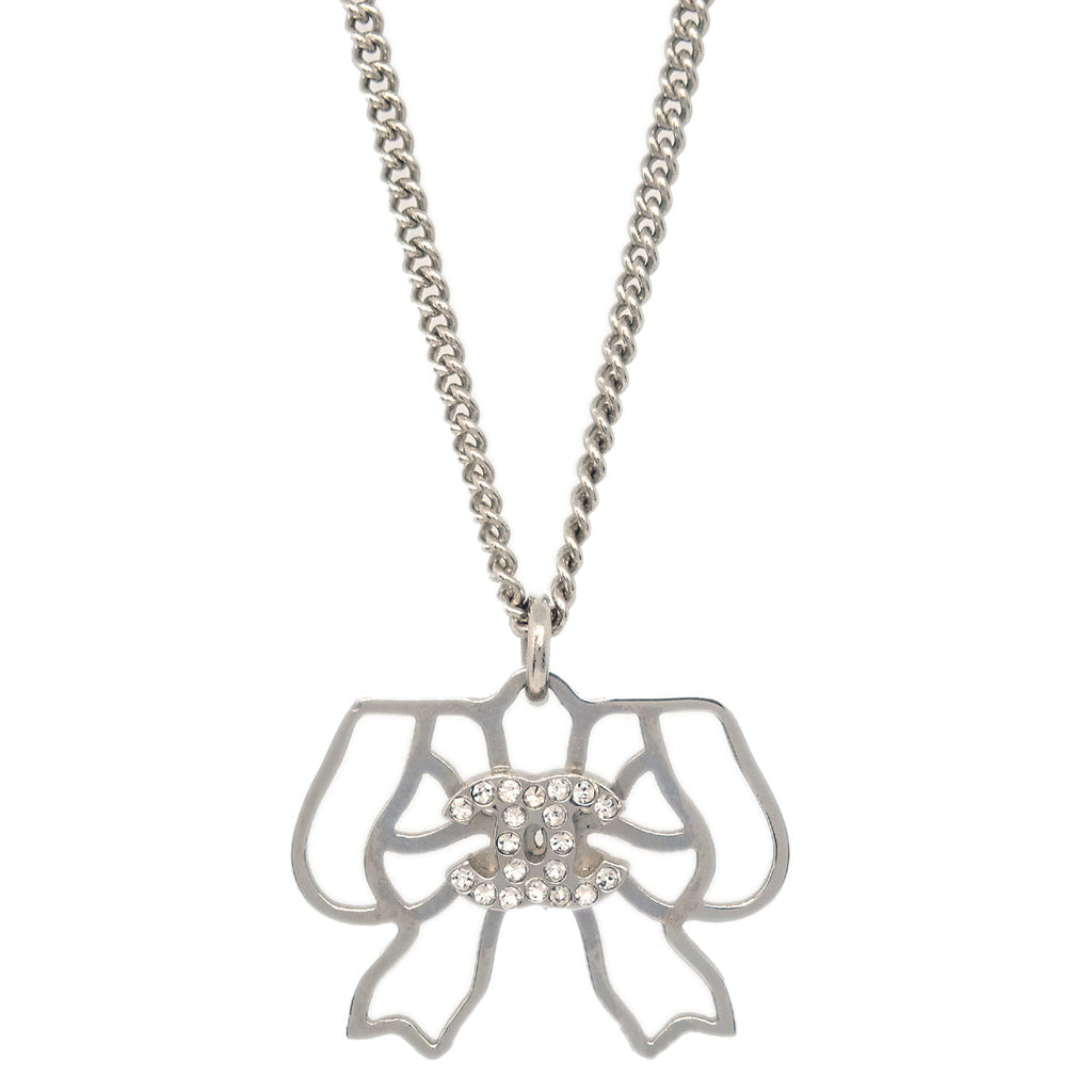 Chanel Silver Bow Chain Necklace Pendant Rhinestone B18P