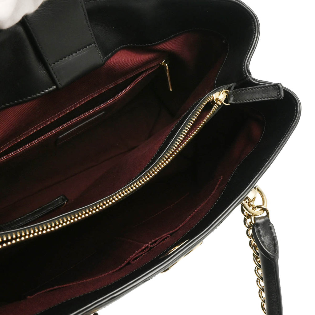 Chanel 2018-2019 Black Lambskin Chevron Chic Shopping Tote