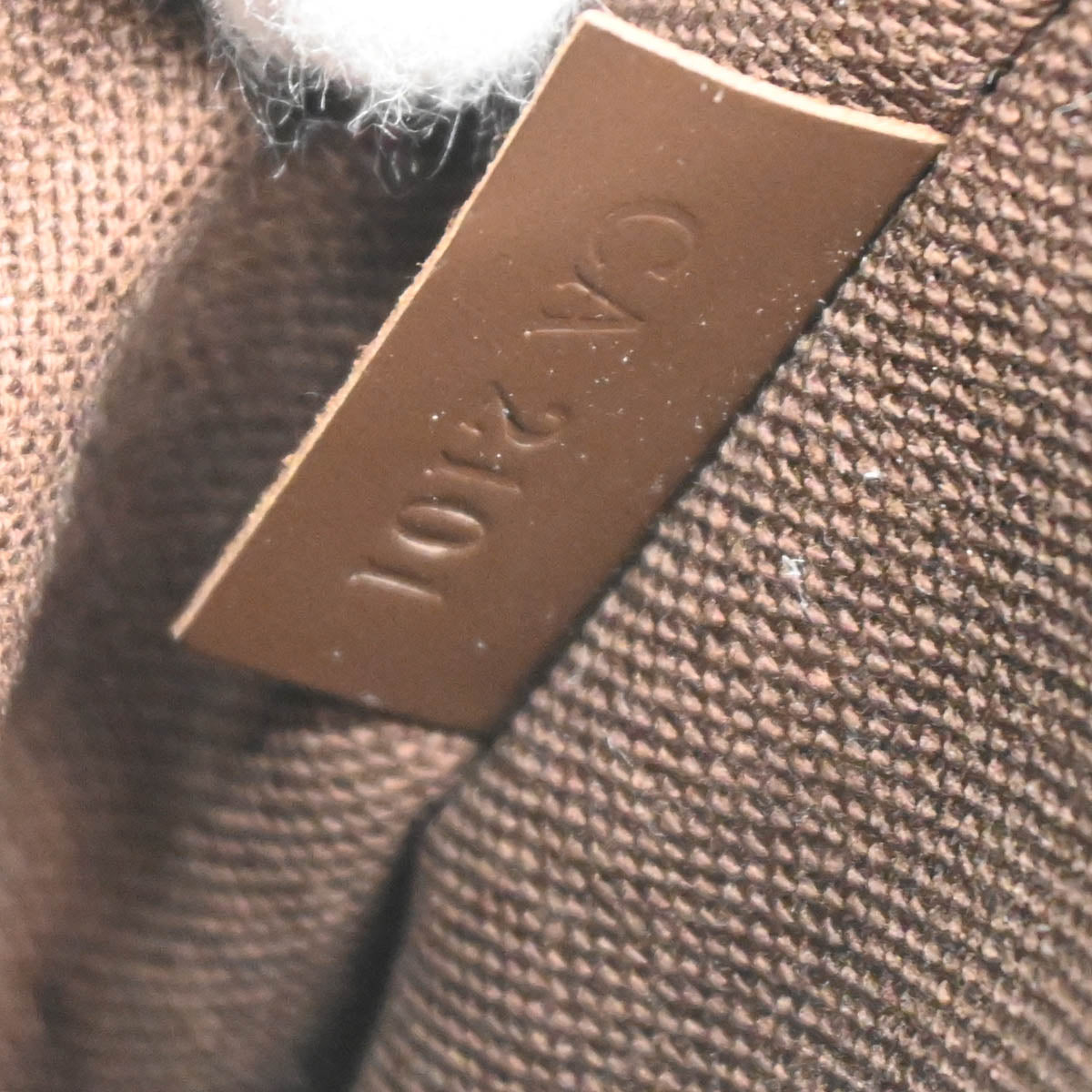 Louis Vuitton 2011 Damier Brooklyn Bum Bag N41101