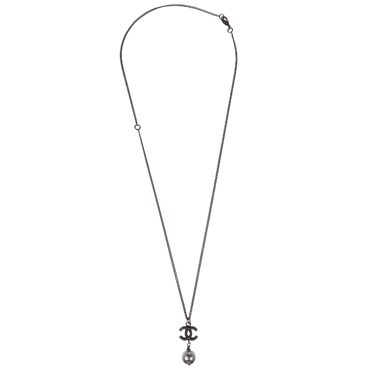 Chanel CC Chain Necklace Pendant Rhinestone Costume Pearl Black 10A