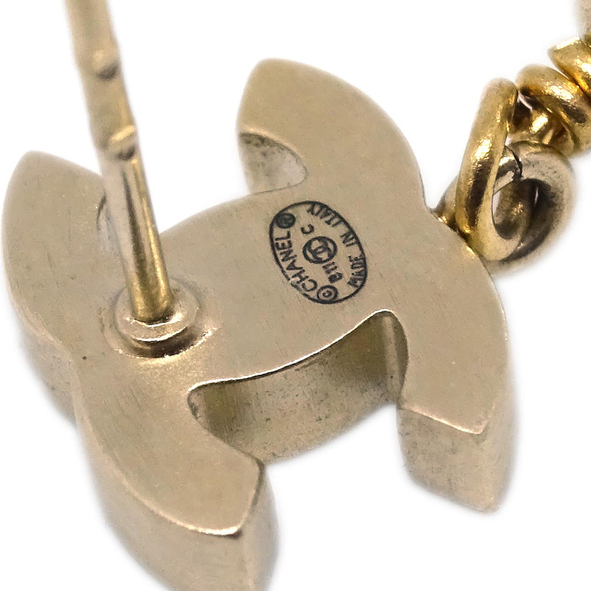 Chanel Dangle Piercing Earrings Costume Pearl Gold B11C