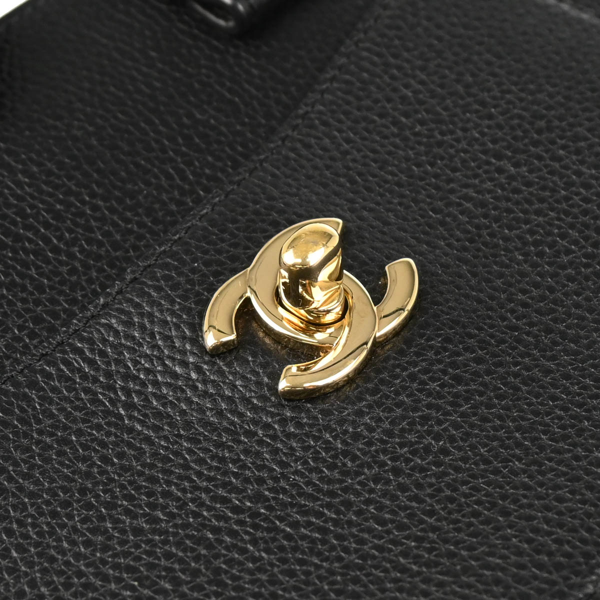 Chanel 2017 Black Calfskin Neo Executive 2way Shoulder Handbag