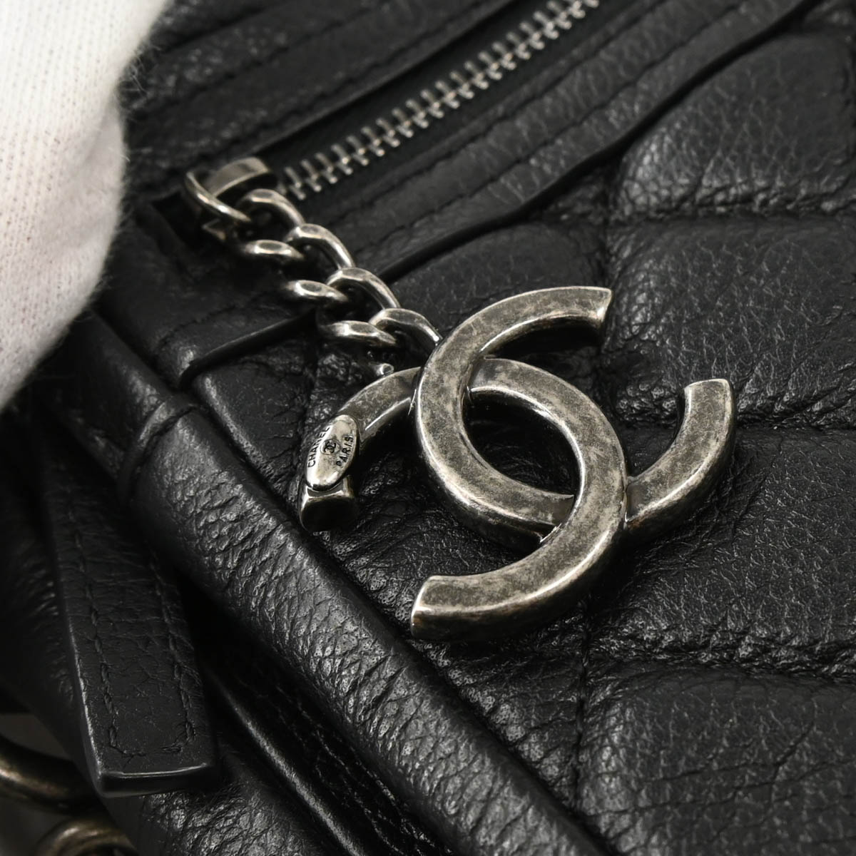 Chanel 2016-2017 Black Caviar Shoulder Bag