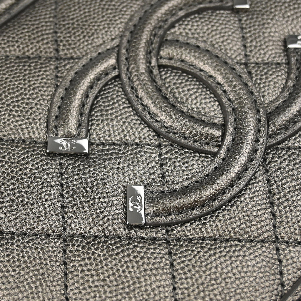 Chanel 2018-2019 Metallic Gray Caviar Filigree 2way Shoulder Vanity Handbag