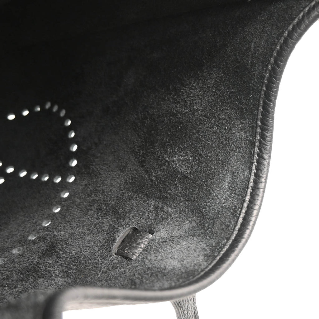 Hermes 2015 Black Taurillon Clemence Evelyne 3 PM Shoulder Bag