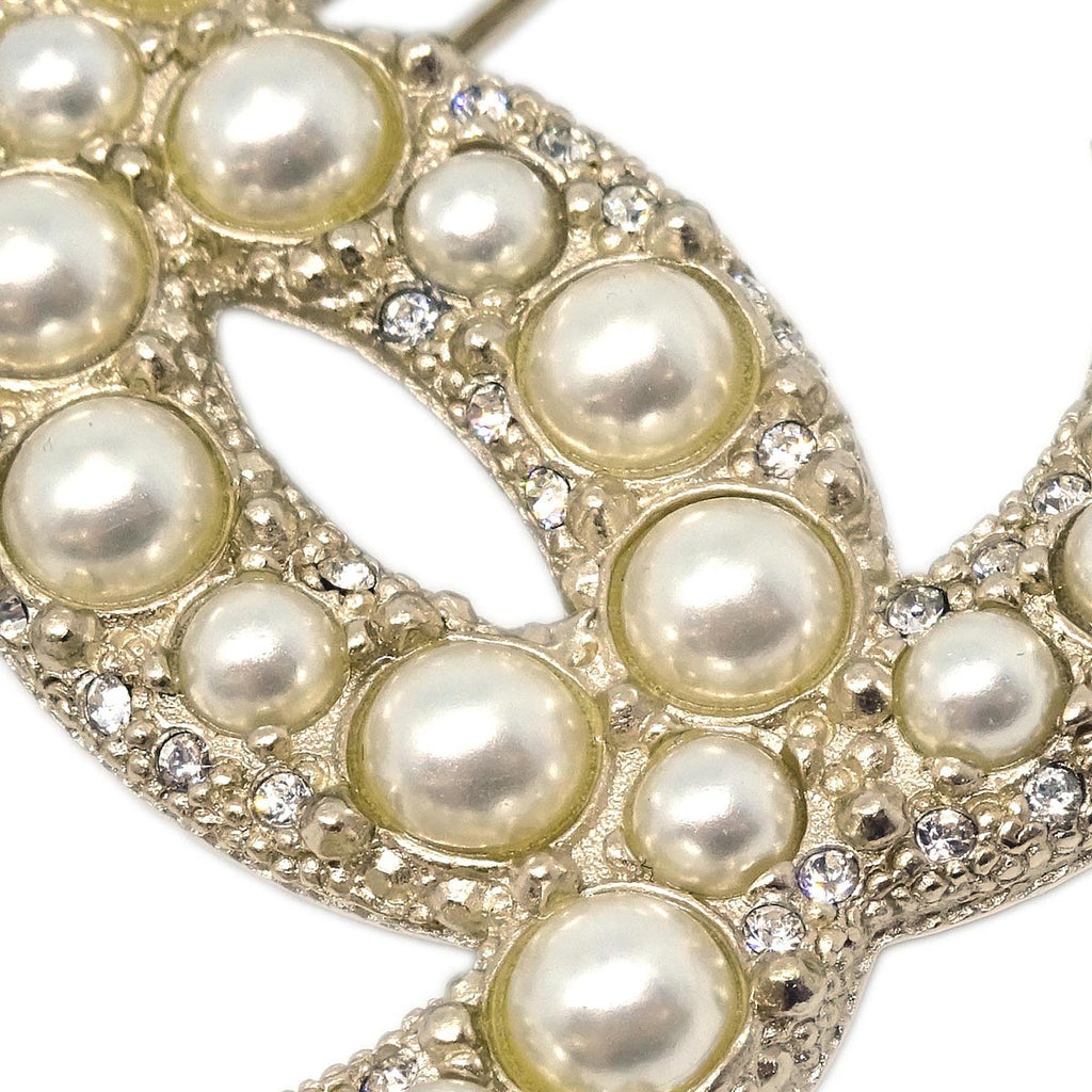 Chanel CC Brooch Pin Gold Rhinestone Costume Pearl F19V