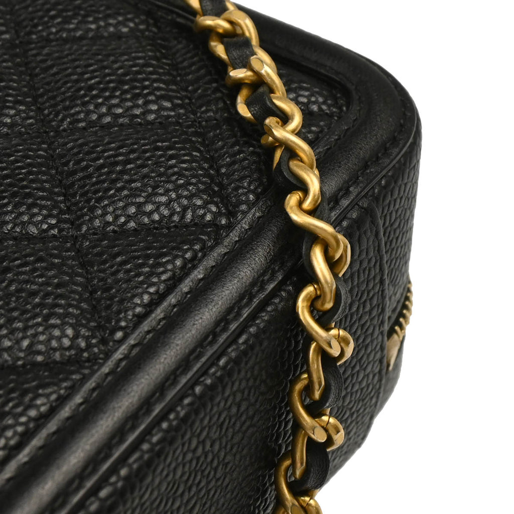 Chanel 2018-2019 Black Caviar Filigree Vanity Shoulder Bag