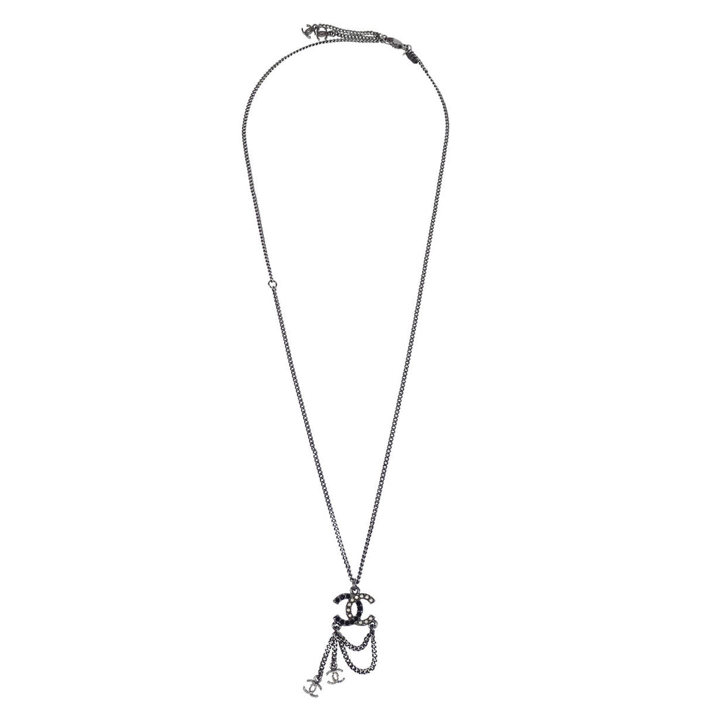 Chanel CC Chain Necklace Pendant Rhinestone Costume Pearl Silver A12P