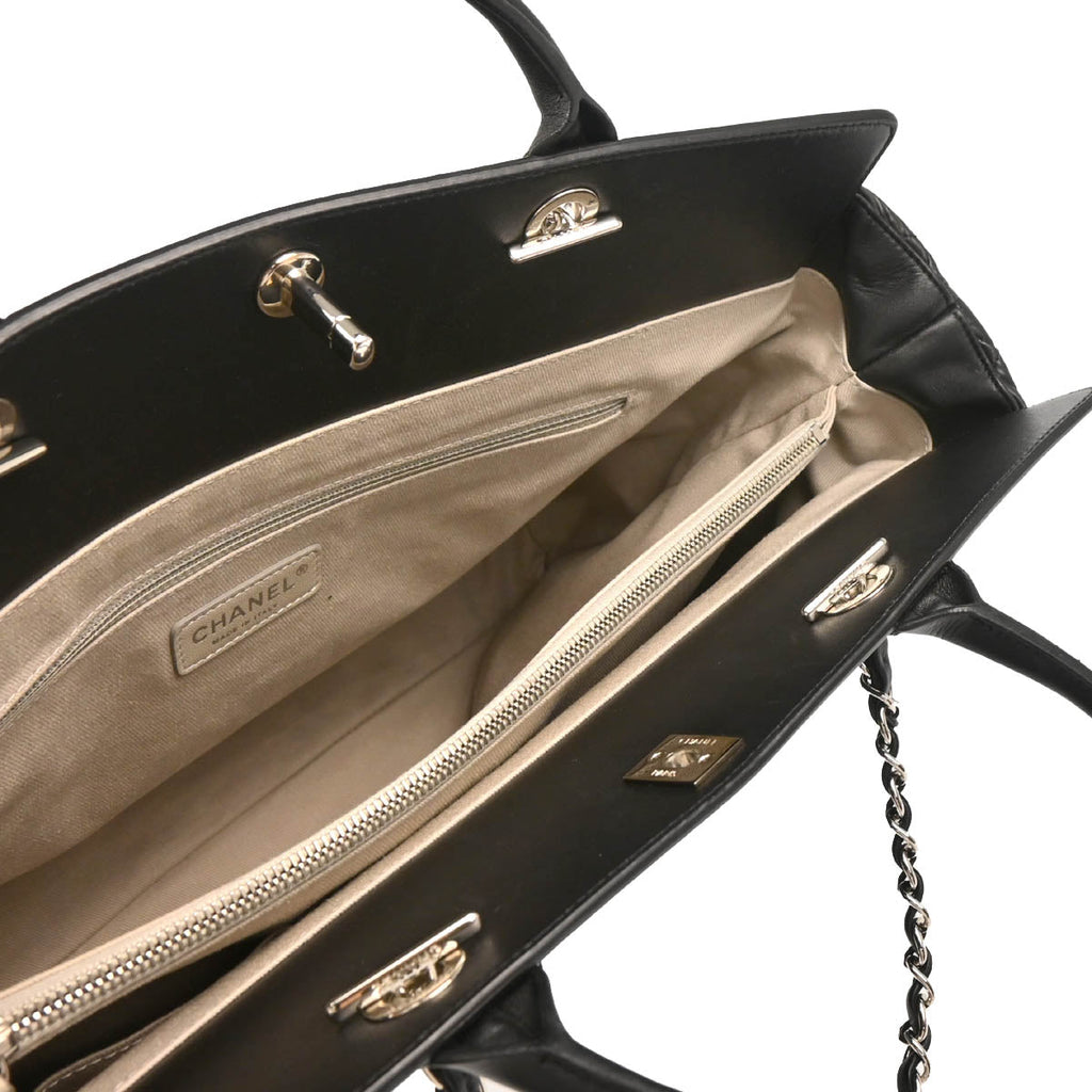 Chanel 2011 Black Calfskin Portobello Tote Bag