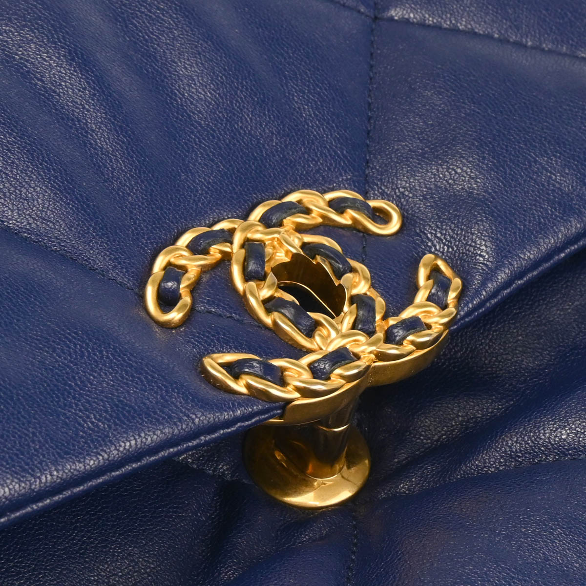 Chanel 2019 Navy Calfskin 19 Dix-neuf 2way Shoulder Handbag Bag
