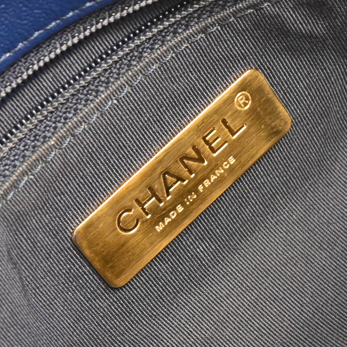 Chanel 2019 Navy Calfskin 19 Dix-neuf 2way Shoulder Handbag Bag