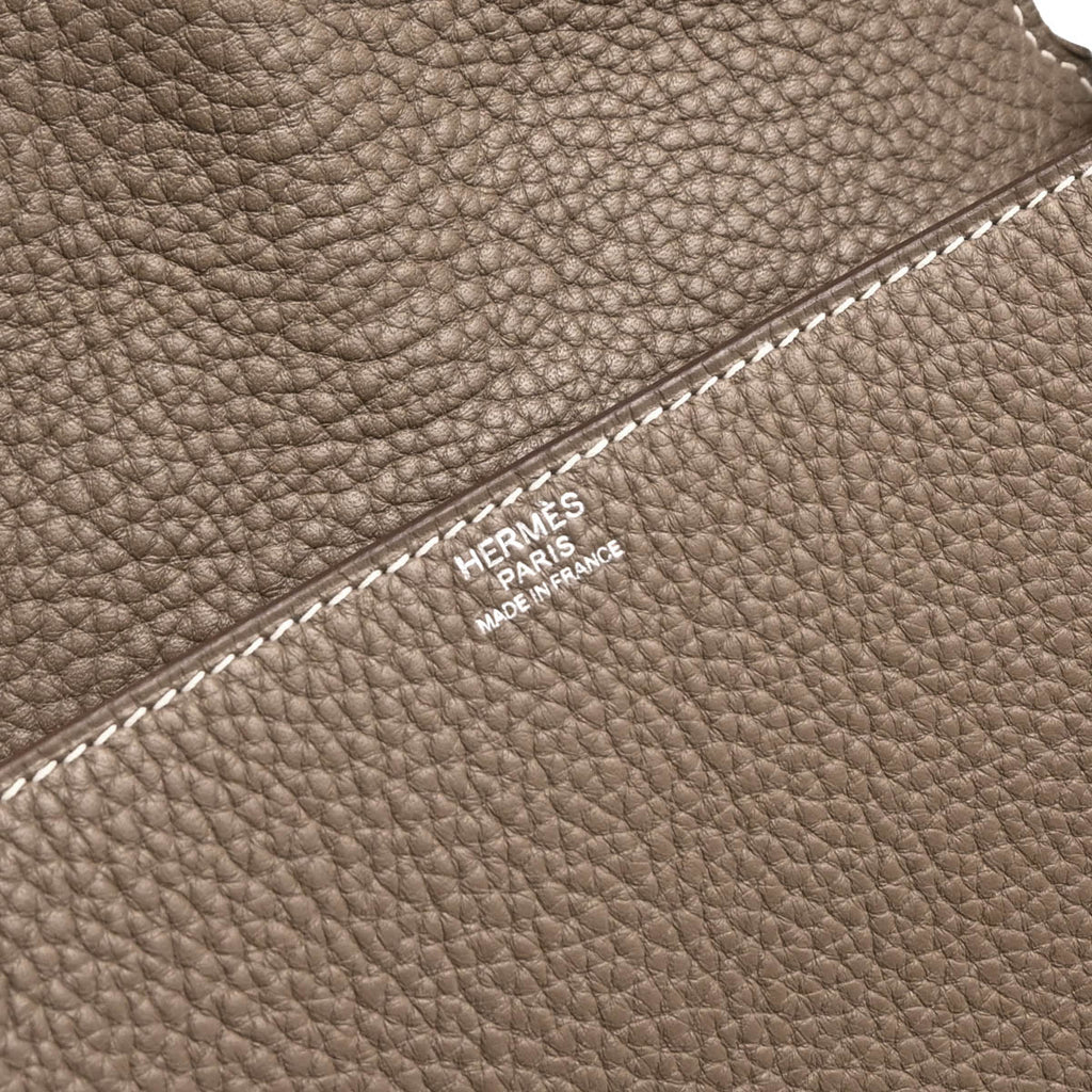 Hermes 2011 Etoupe Taurillon Clemence Pochette Steve Shoulder Bag