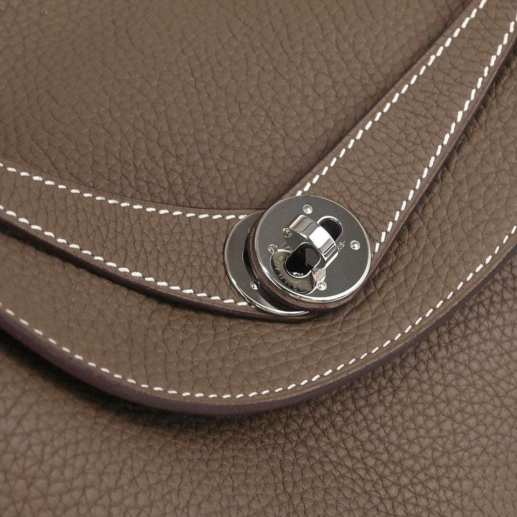 Hermes 2019 Etoupe Taurillon Clemence Lindy 30 Shoulder Bag