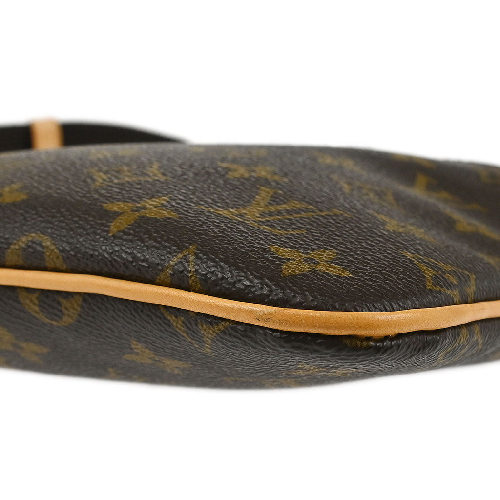 Louis Vuitton 2013 Monogram Pochette Valmy Shoulder Bag M40524