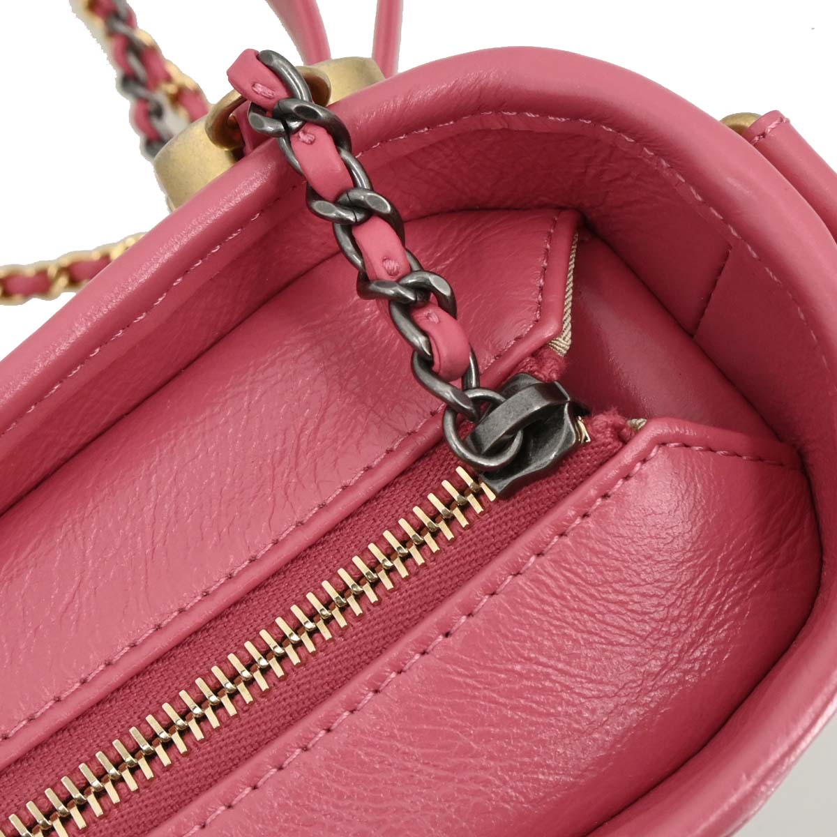 Chanel 2019 Pink Rattan Calfskin Small Gabrielle Shoulder Bag