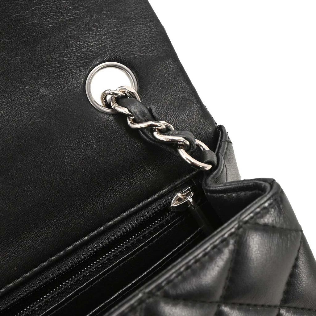 Chanel 2018-2019 Black Lambskin Classic Single Flap Shoulder Bag