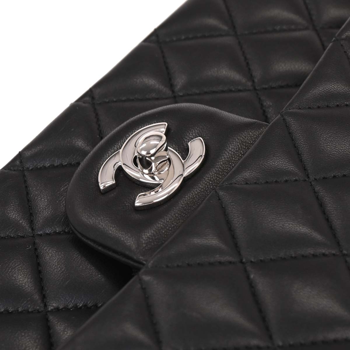 Chanel 2019 Black Lambskin Medium Classic Double Flap Shoulder Bag
