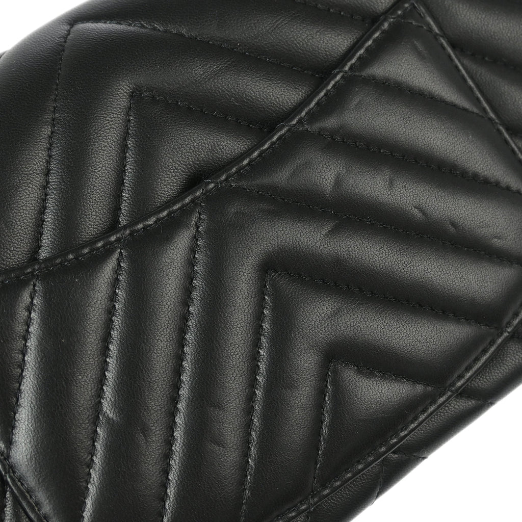 Chanel 2019 Black Lambskin Chevron Single Flap Shoulder Bag