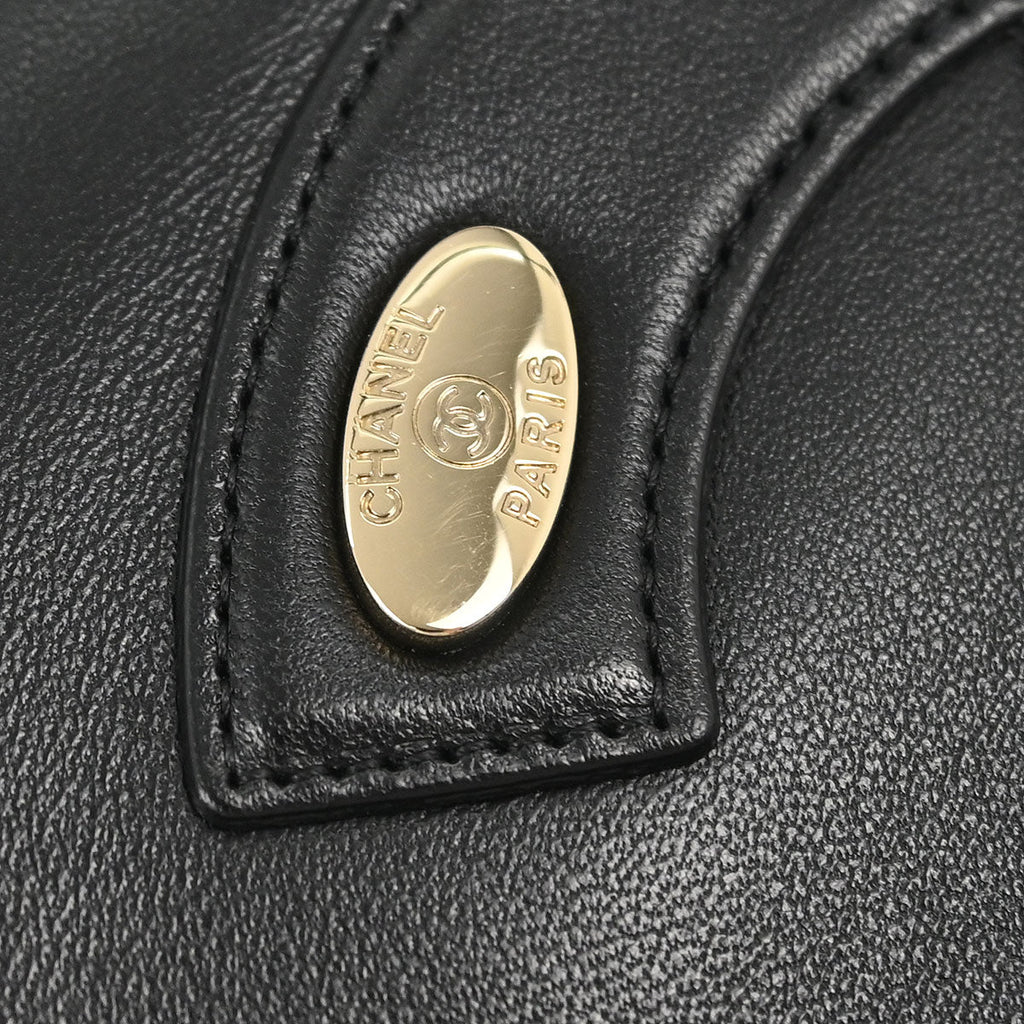 Chanel 2019 Black Lambskin Shoulder Bag
