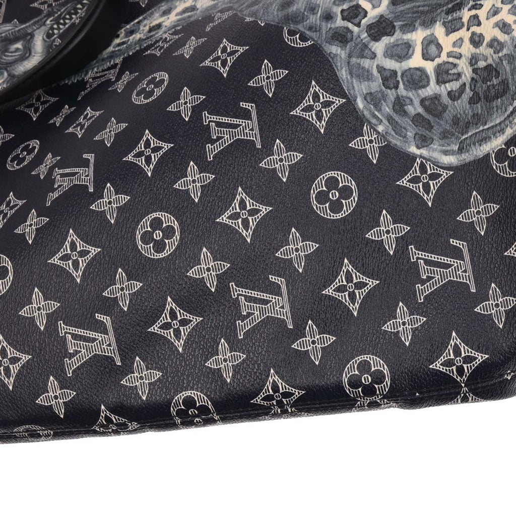 Louis Vuitton 2016 Monogram Savannah Chapman MM Tote Handbag M54127