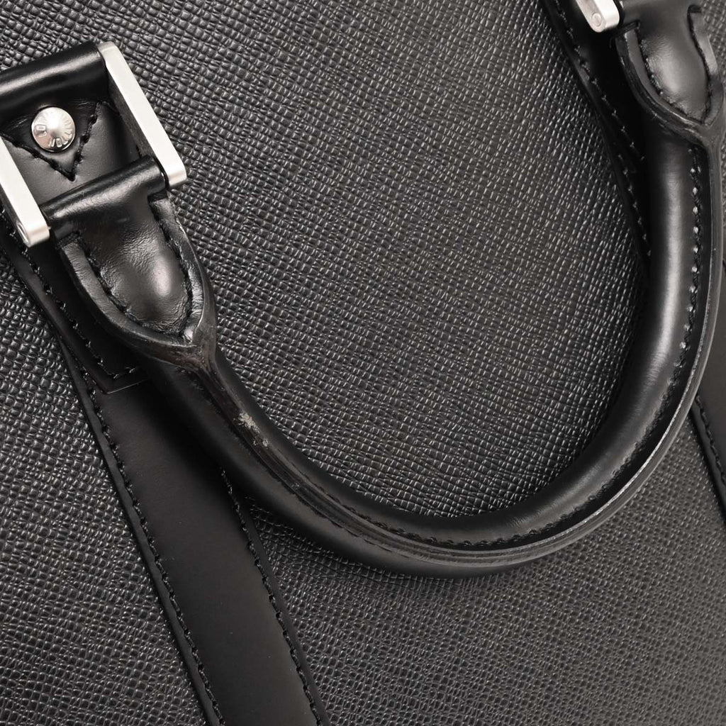 Louis Vuitton Black Taiga Lozan Briefcase Handbag M30052