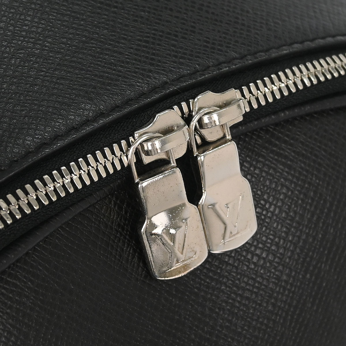 Louis Vuitton 2019 Black Taiga Alex Backpack M30258