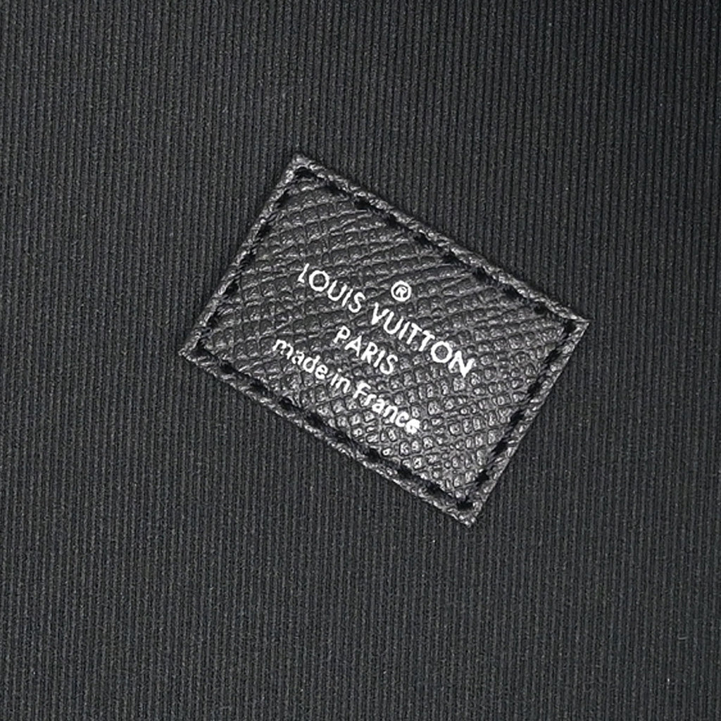 Louis Vuitton 2019 Black Taiga Alex Backpack M30258