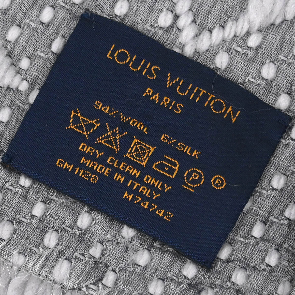 Louis Vuitton Eschalp Logo Mania Shawl Stole M74742 Small New