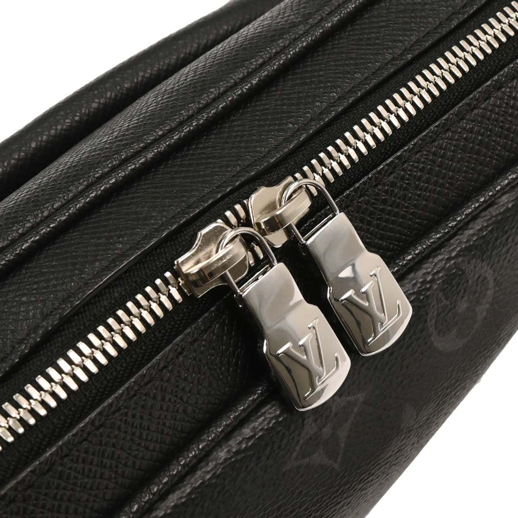 Louis Vuitton 2019 Taigarama Monogram Outdoor Messenger PM M30233