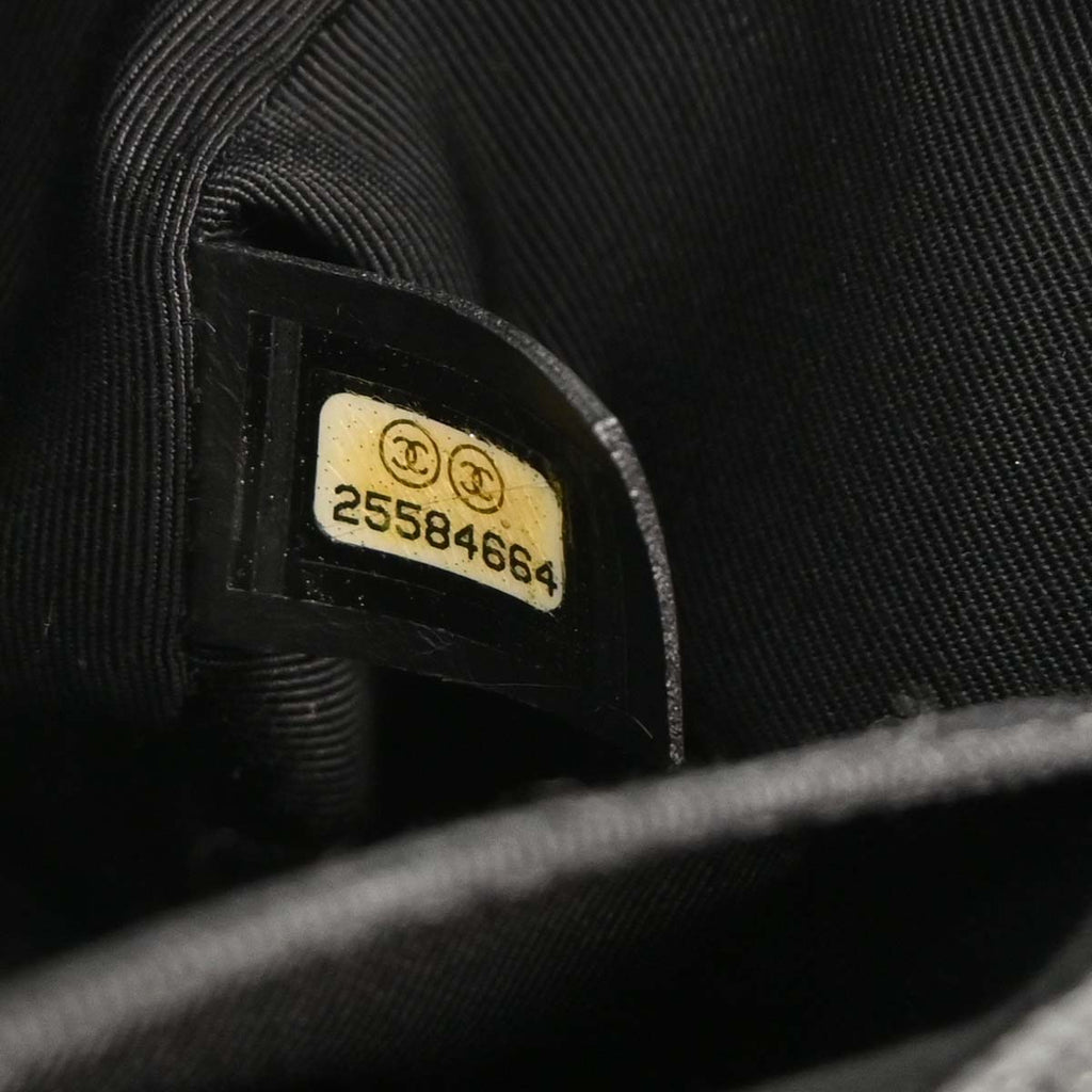 Boy Chanel 2018 Black Caviar Chevron Medium Shoulder Bag