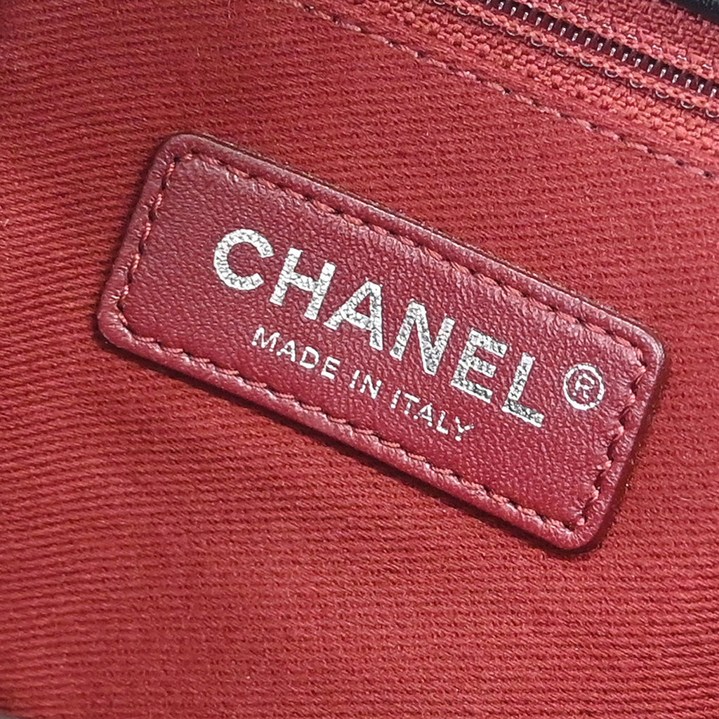 Chanel 2017 Black Calfskin Chevron Tote Bag