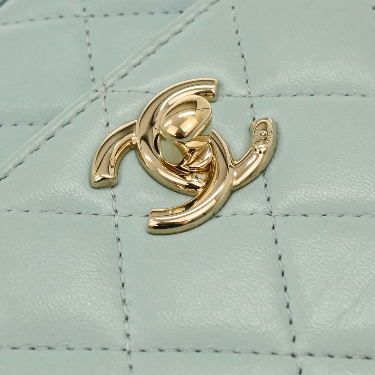 Chanel 2019 Light Blue Lambskin Trendy CC Shoulder Bag