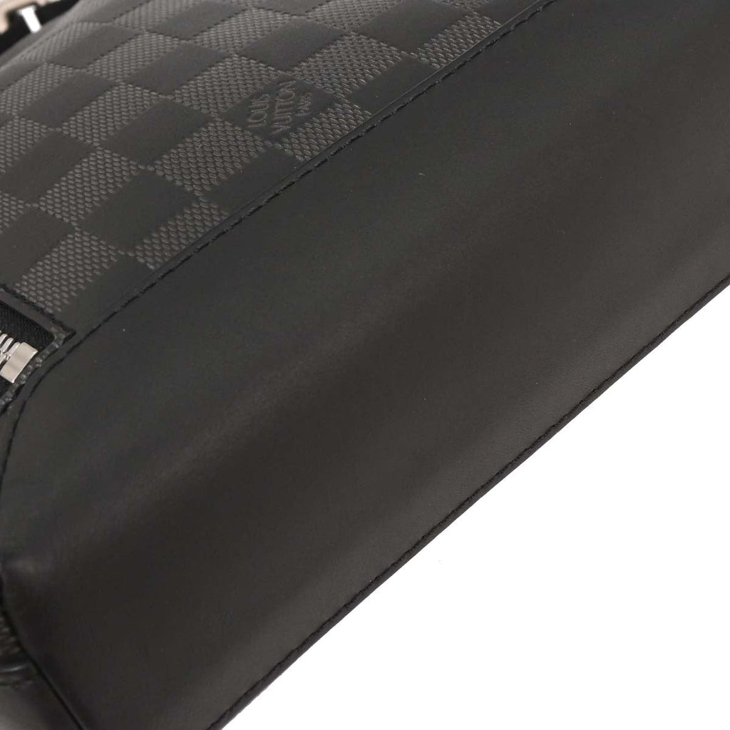Louis Vuitton Damier Infini Discovery Messenger BB Shoulder N42418