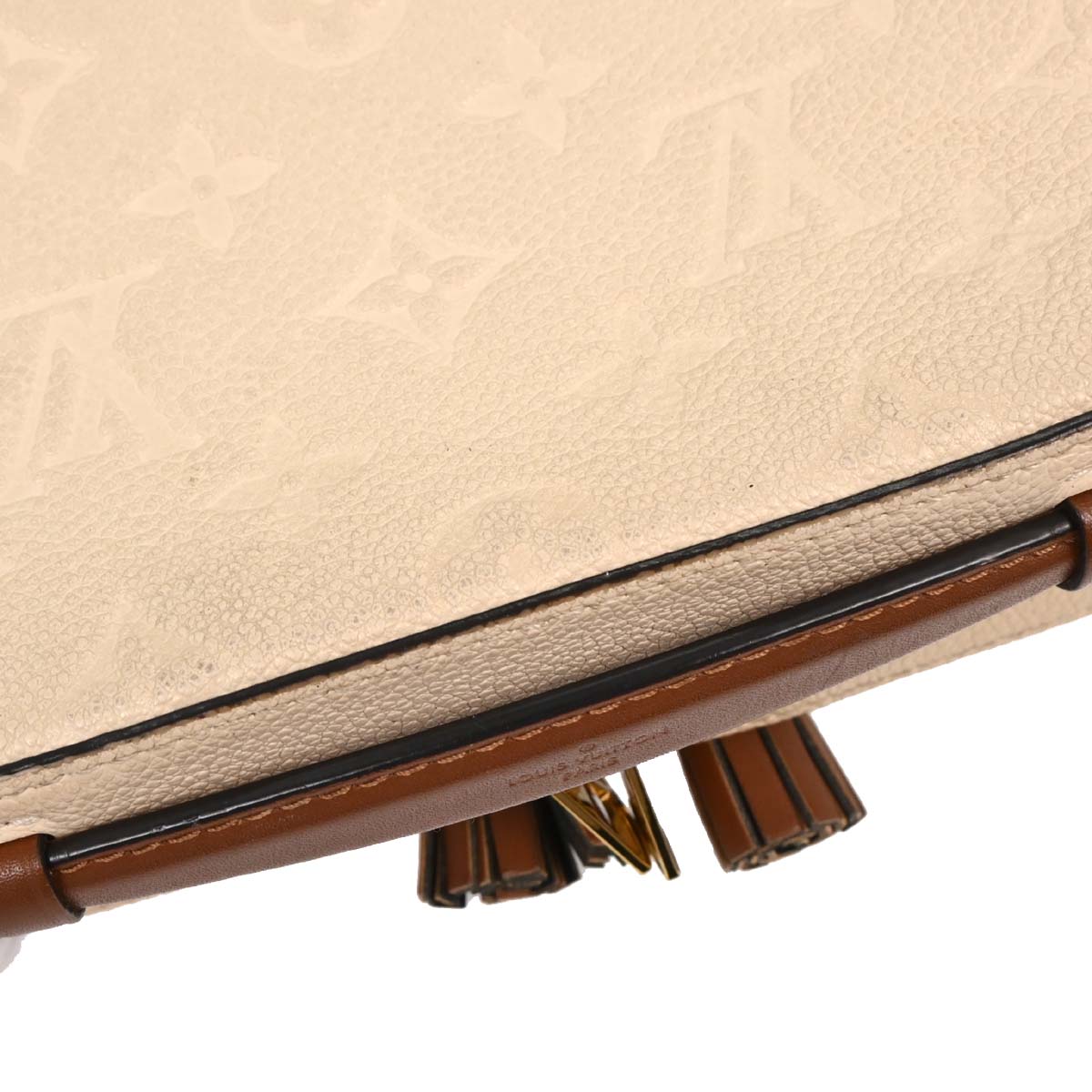 Louis Vuitton Monogram Empreinte Saintonge Shoulder Bag M44597