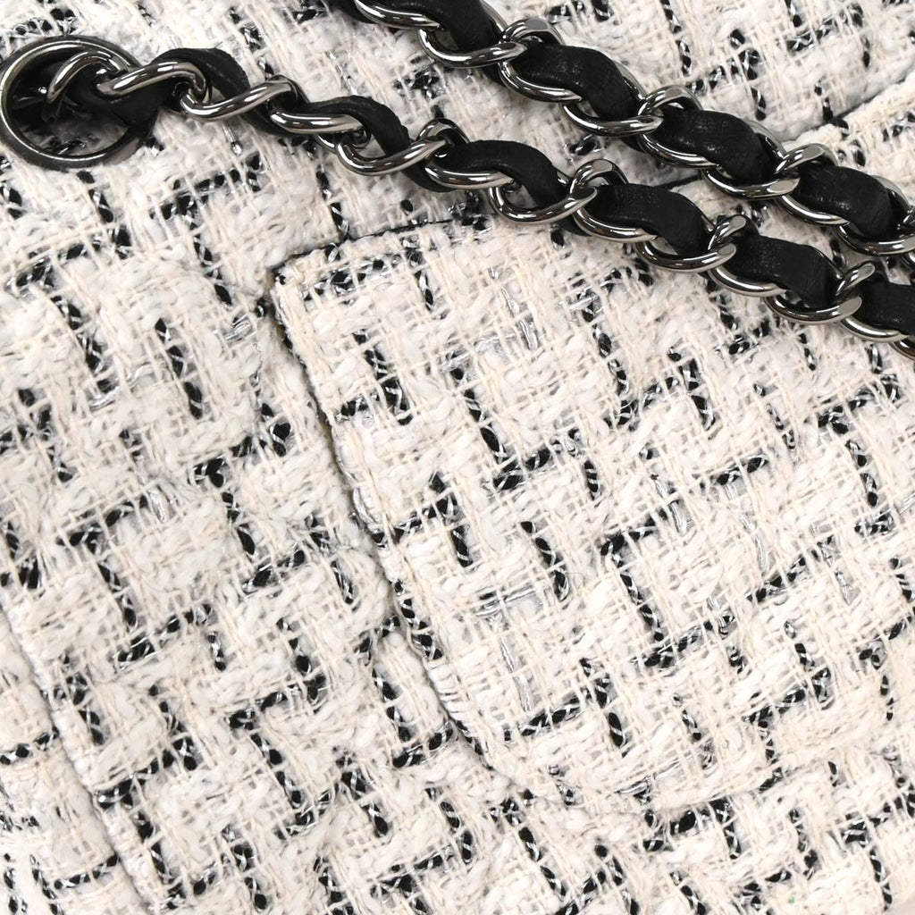 Chanel 2010-2011 White Tweed Garden Party 2.55 Medium Classic Double Flap Bag