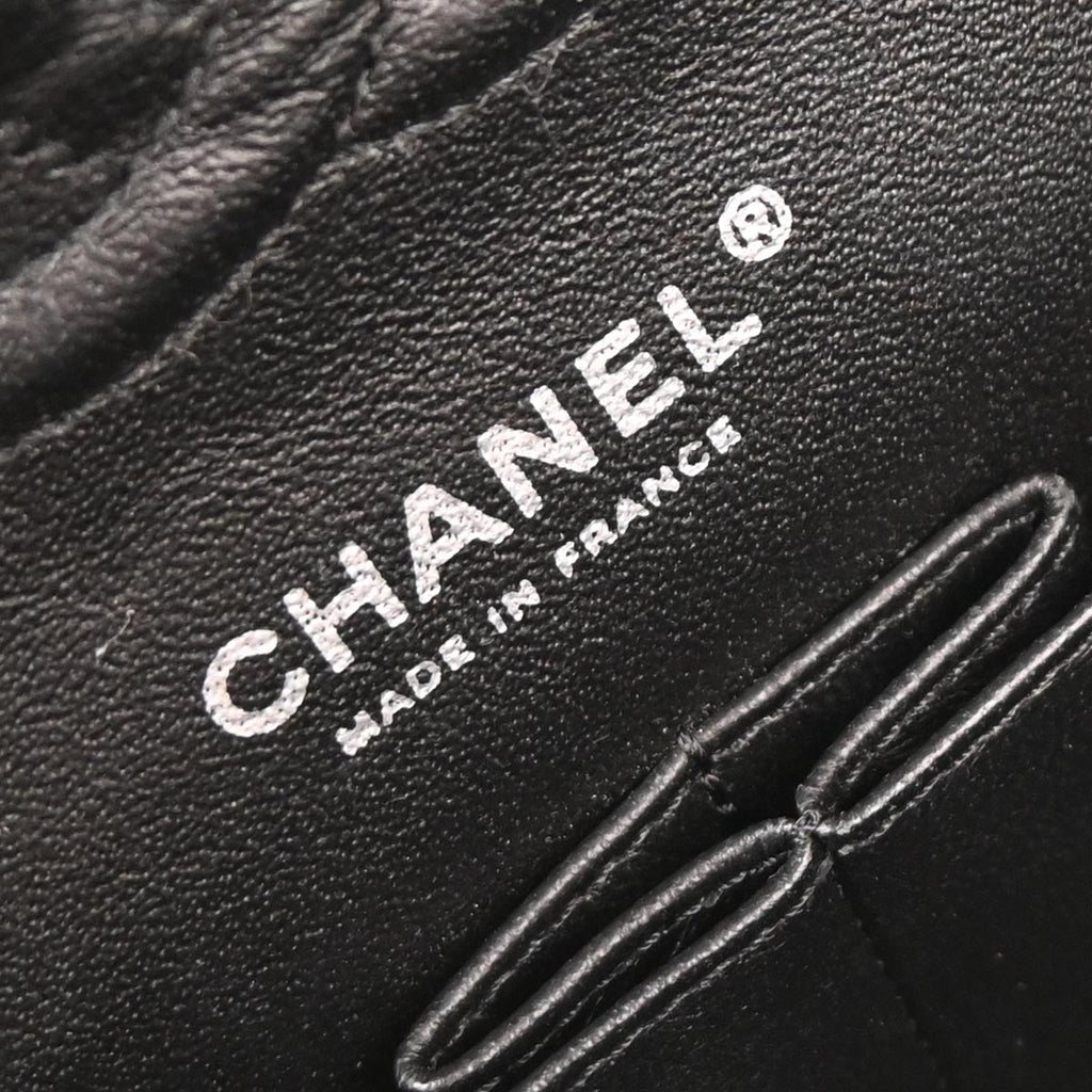 Chanel 2010-2011 White Tweed Garden Party 2.55 Medium Classic Double Flap Bag