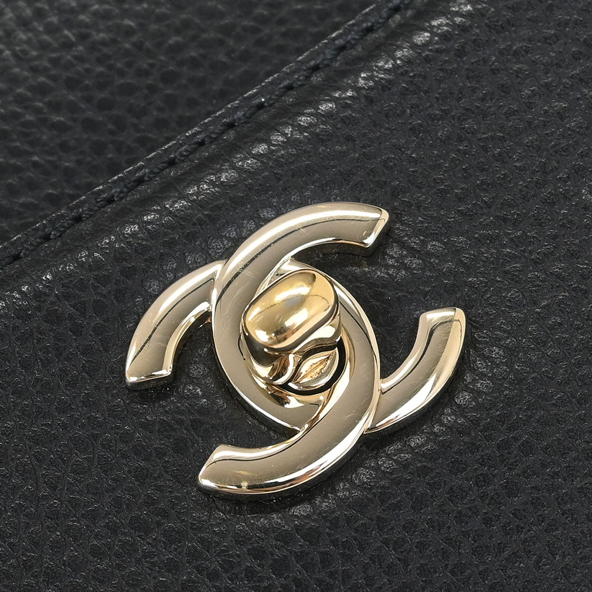 Chanel 2017-2018 Black Calfksin Neo Executive Tote