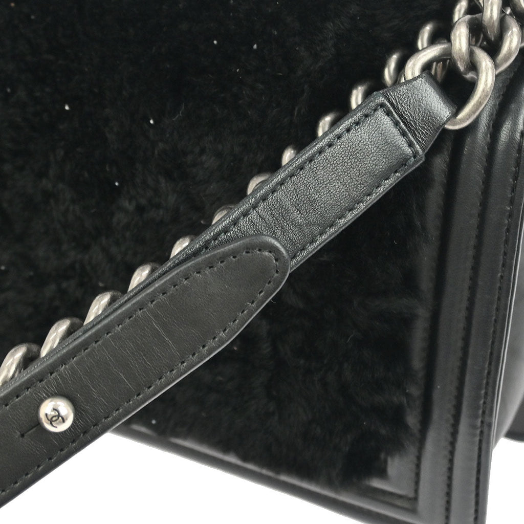 Boy Chanel 2015-2016 Black Fur Lambskin Medium Shoulder Bag