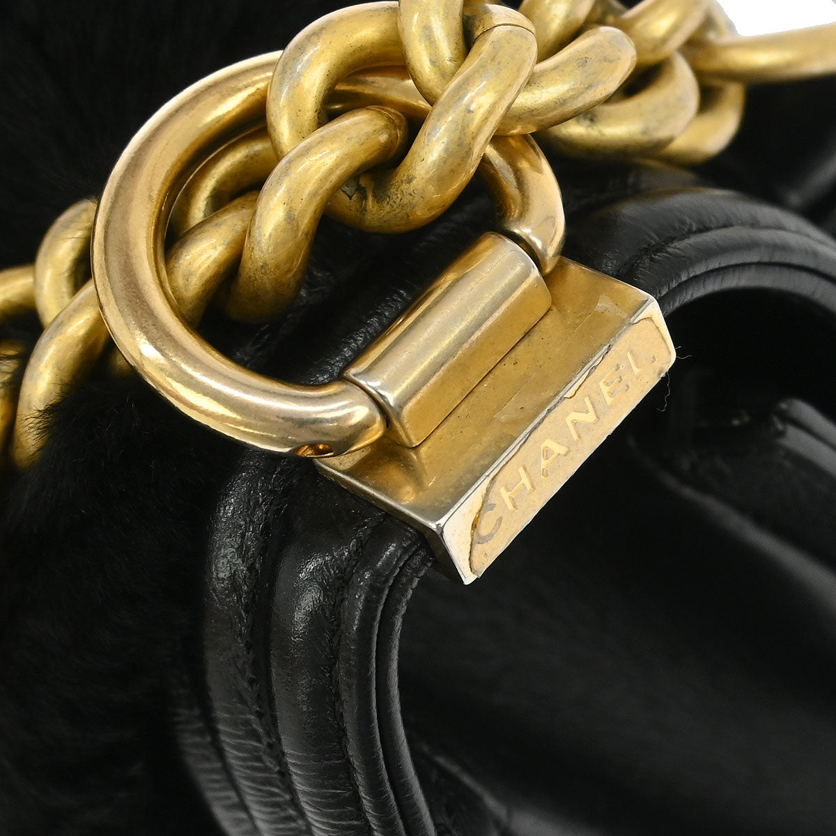 Boy Chanel 2018-2019 Black Fur Lambskin Medium Shoulder Bag