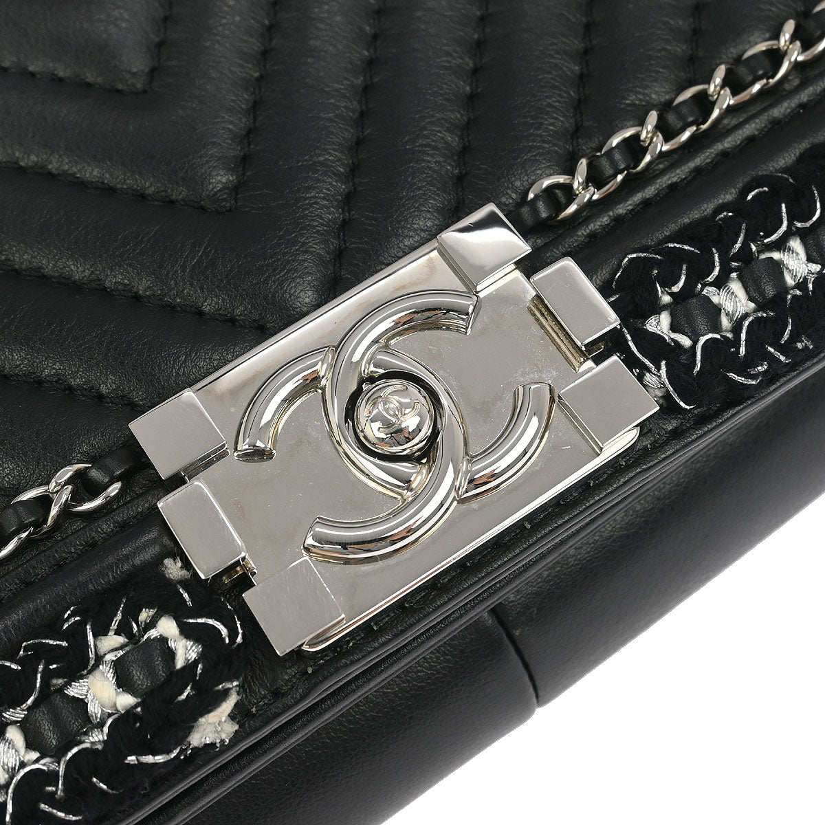 Boy Chanel 2017-2018 Black Calfskin Chevron Medium Shoulder Bag