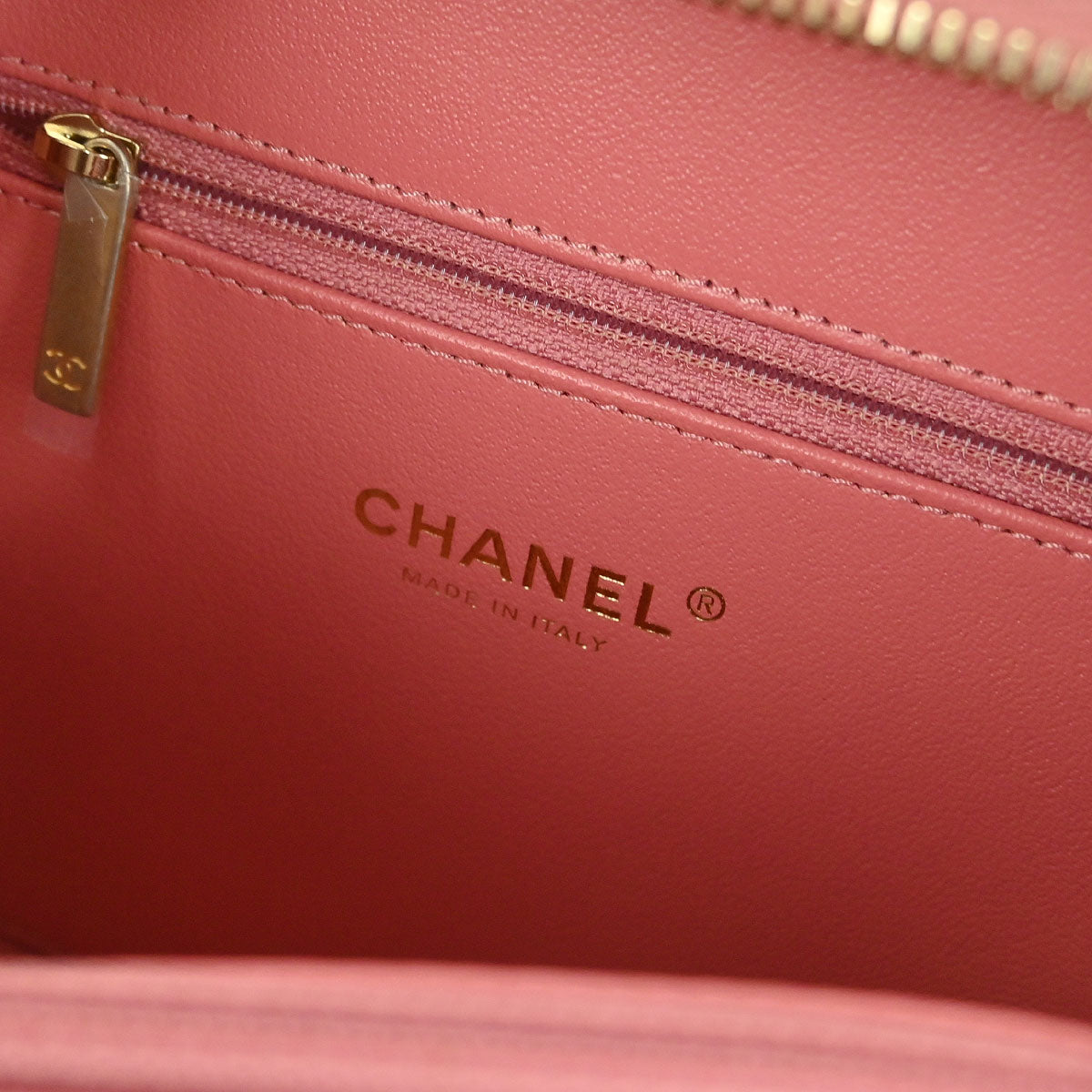 Chanel 2019 Pink Caviar CC Filigree 2way Shoulder Vanity Handbag
