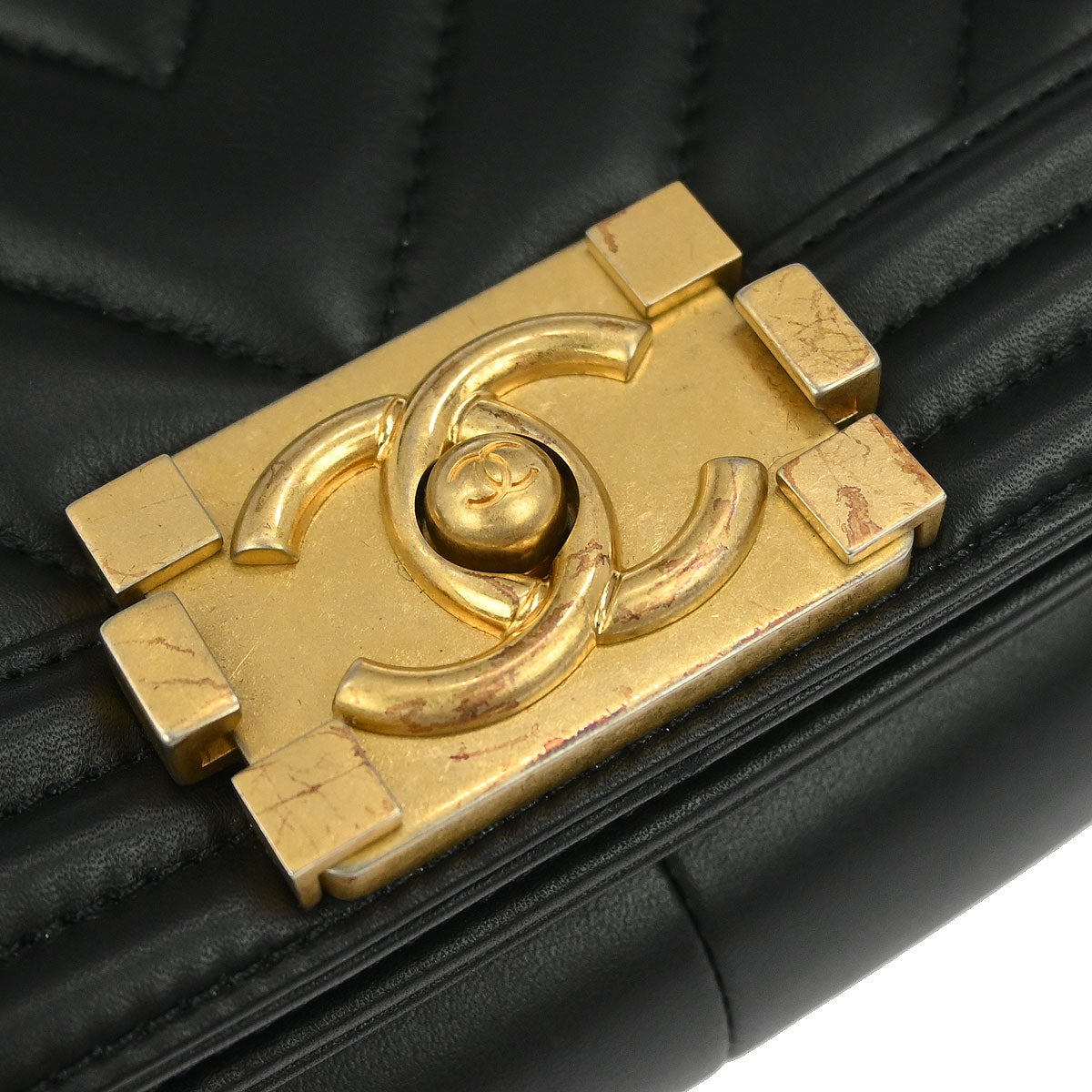 Boy Chanel 2019 Black Lambskin Chevron Medium Shoulder Bag