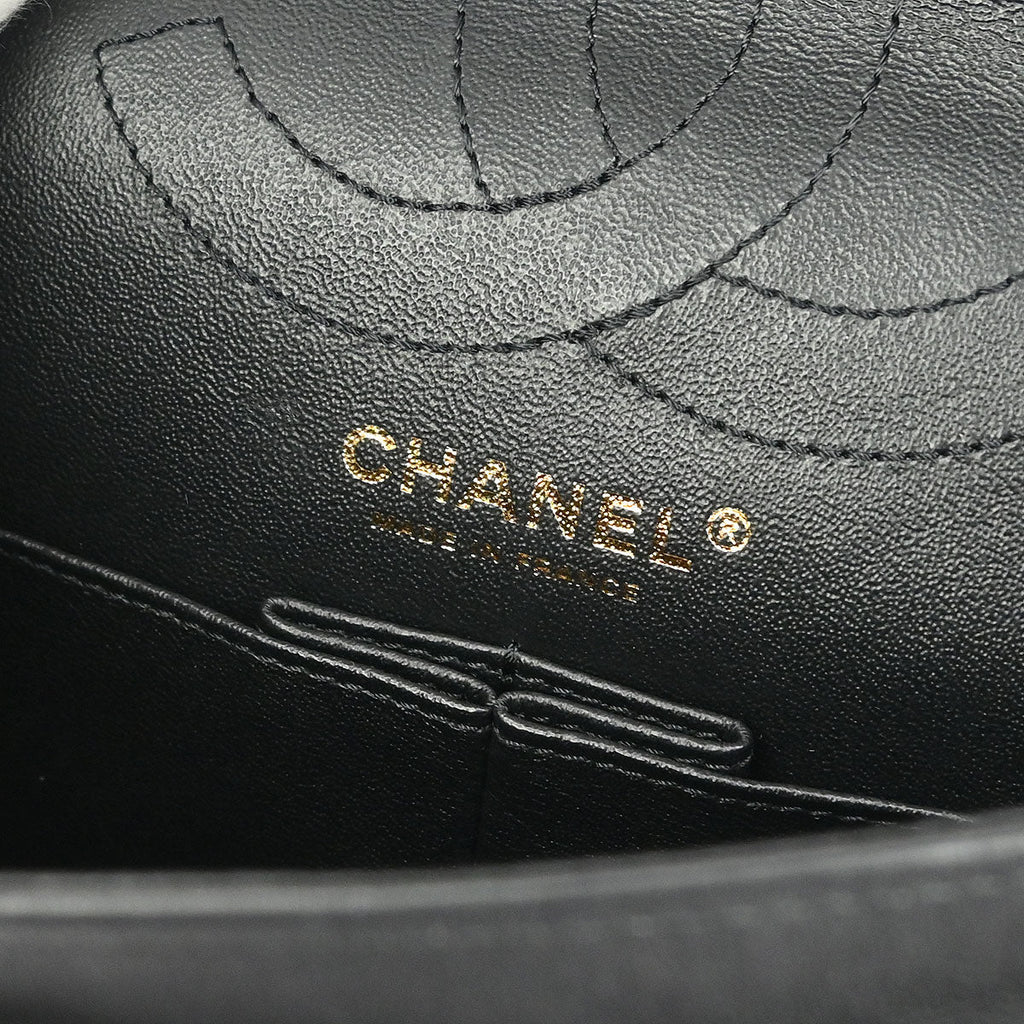 Chanel 2019 Black Calfskin 2.55 Chevron Classic Double Flap Shoulder Bag